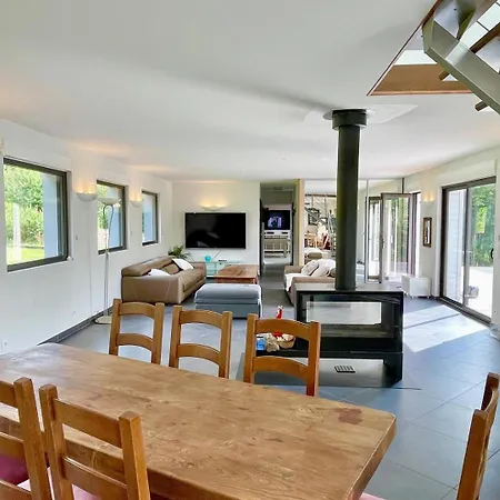 Le Ranch Des Hirondelles - Pour 12 *